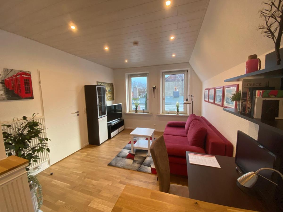 Ferienwohnung Maike Любек Екстериор снимка